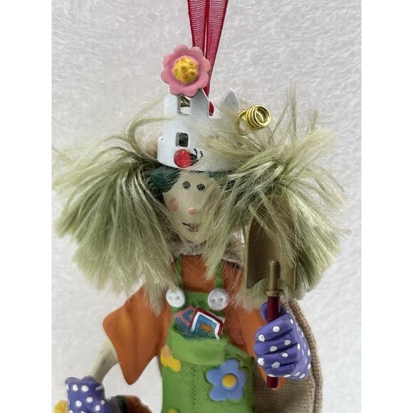 Hallmark Queen of the Garden Christmas Tree Ornament 2004 Keepsake Holiday Decor - Picture 5 of 7